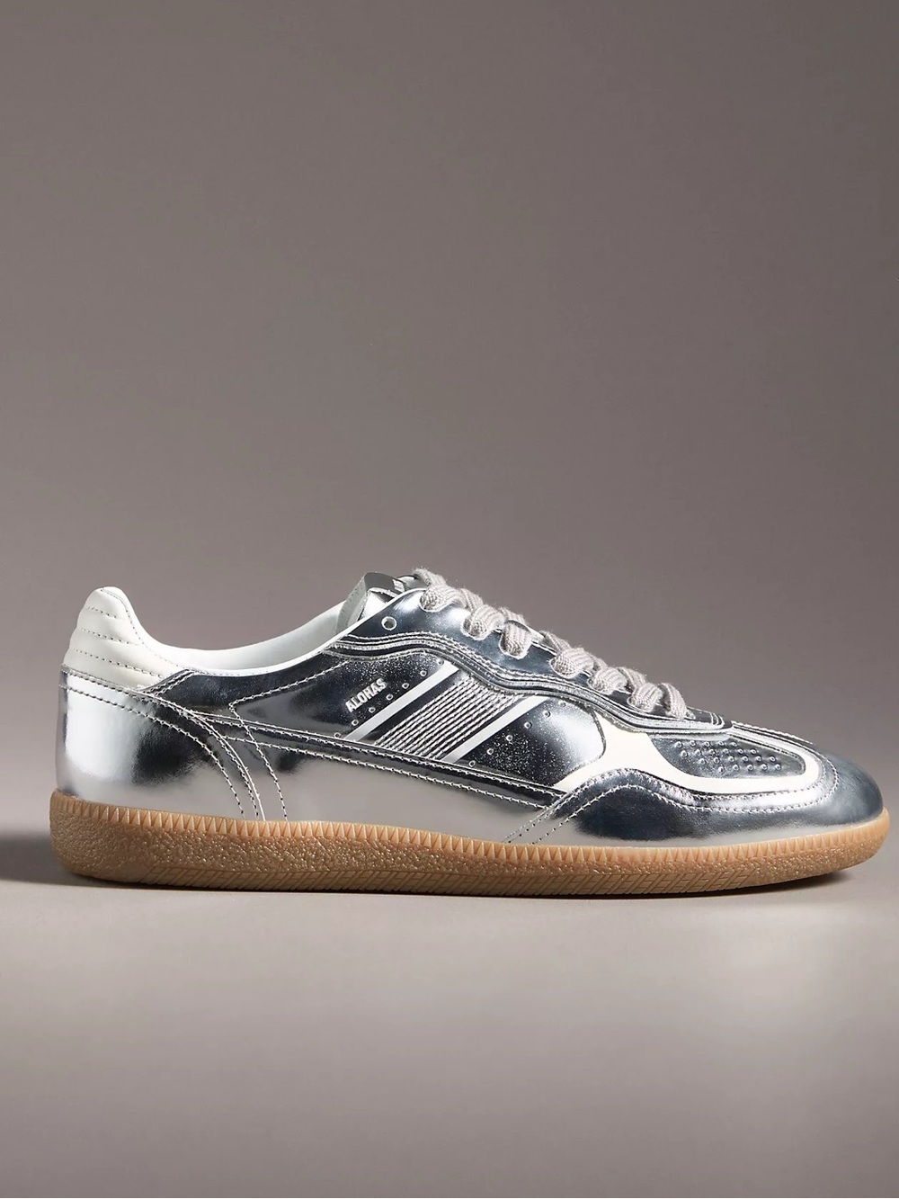 ALOHAS TB.490 Rife Shimmer Metallic Leather Sneakers in Silver Cream